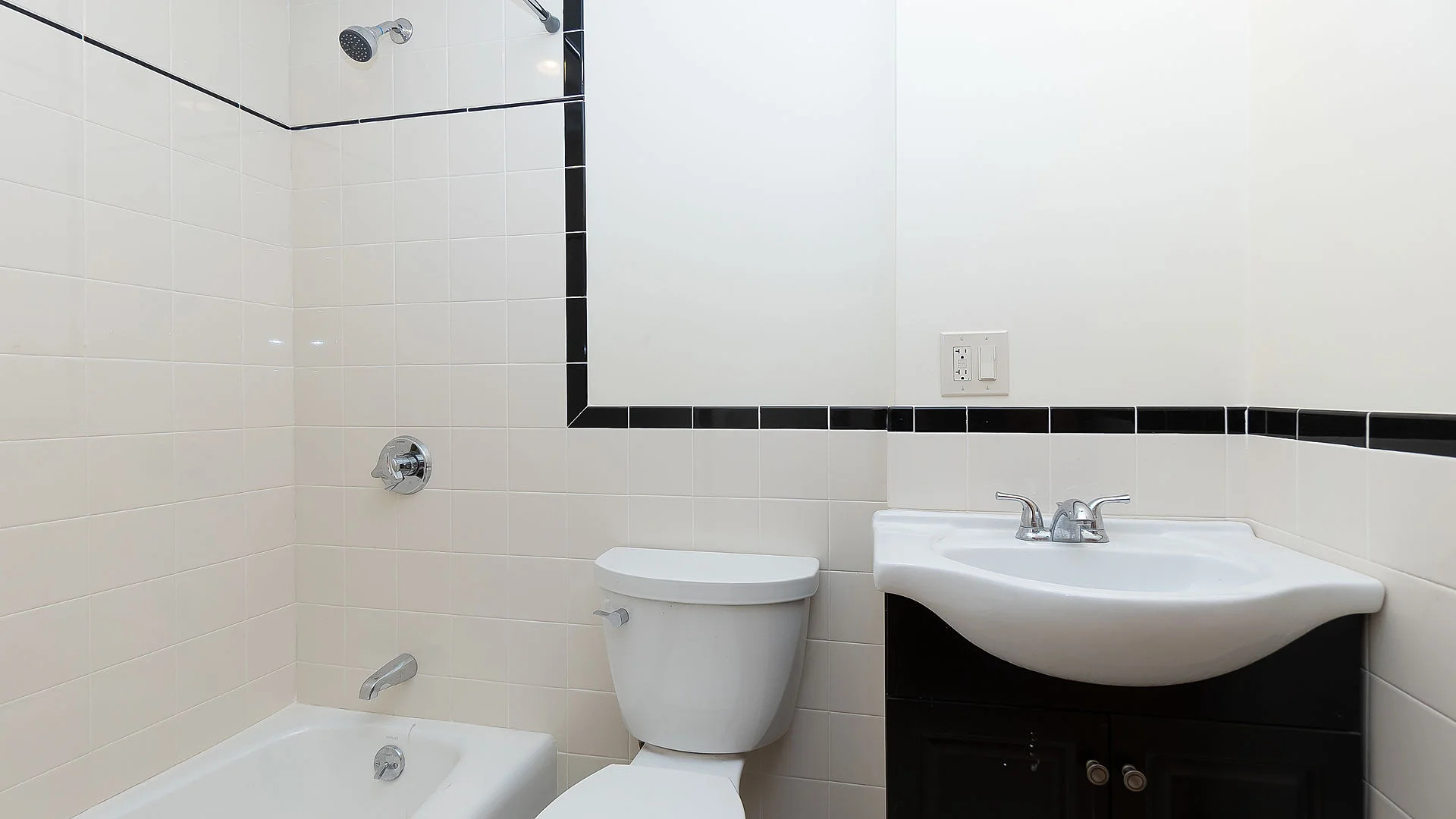 2 bed, 1 bath apartment for rent at 48 Garden St Unit 4, Beacon Hill — photo 5 of 10