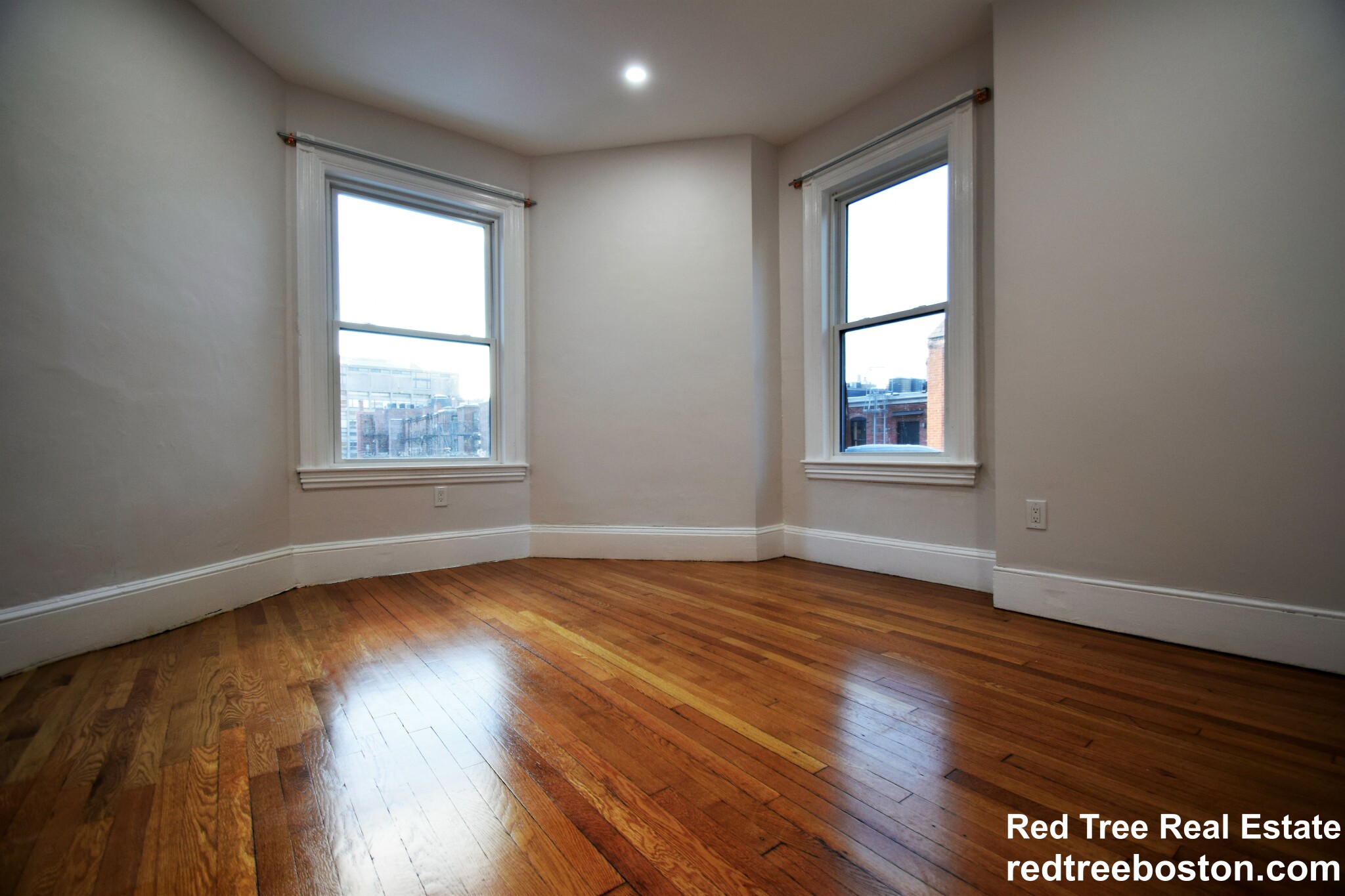 3 bed, 1 bath apartment for rent at 48 Gloucester St Unit 2, Back Bay — photo 11 of 26