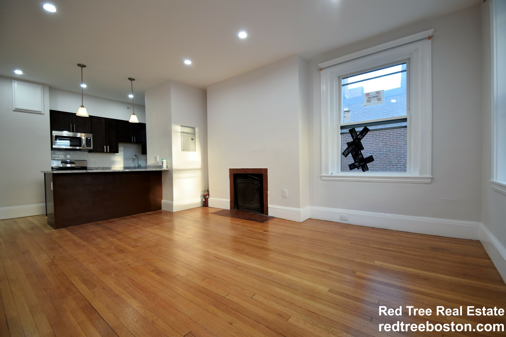 3 bed, 1 bath apartment for rent at 48 Gloucester St Unit 2, Back Bay — photo 10 of 26