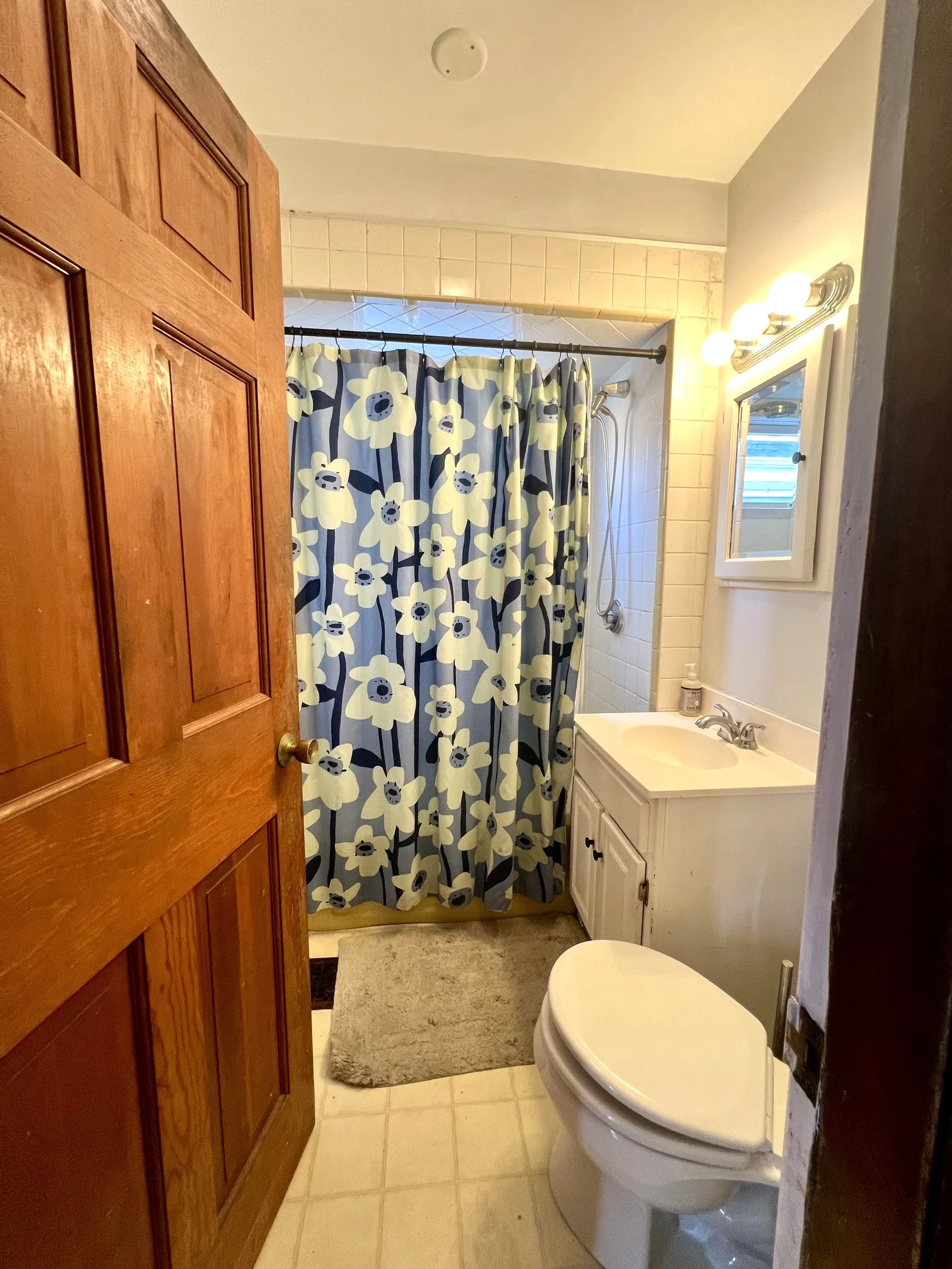 3 bed, 1 bath apartment for rent at 48 Gold Star Rd Unit 1, North Cambridge — photo 20 of 20