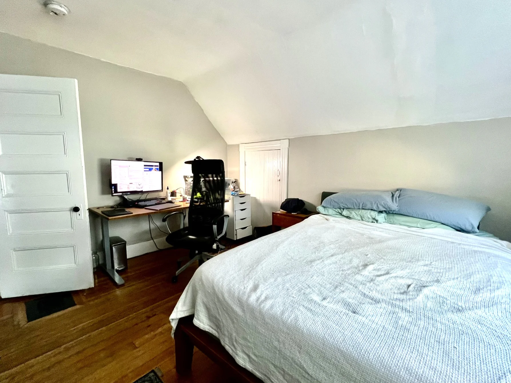 3 bed, 1 bath apartment for rent at 48 Gold Star Rd Unit 1, North Cambridge — photo 11 of 20