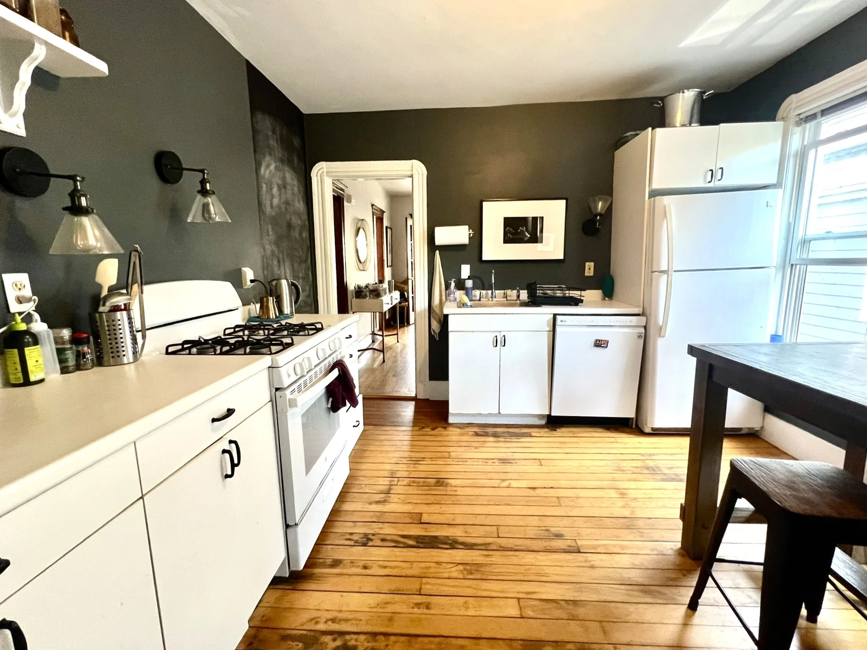 3 bed, 1 bath apartment for rent at 48 Gold Star Rd Unit 1, North Cambridge — photo 8 of 20
