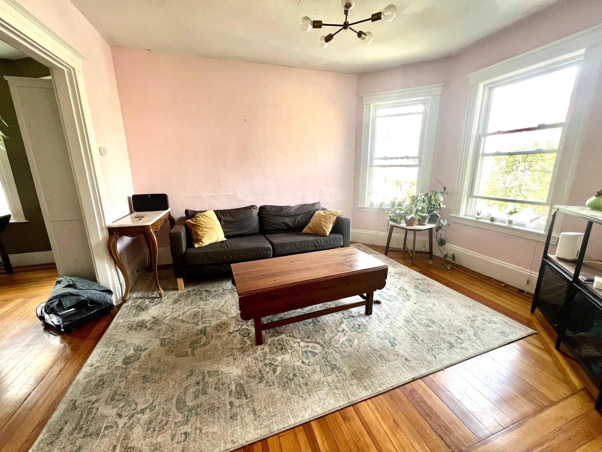 3 bed, 1 bath apartment for rent at 48 Gold Star Rd Unit 1, North Cambridge