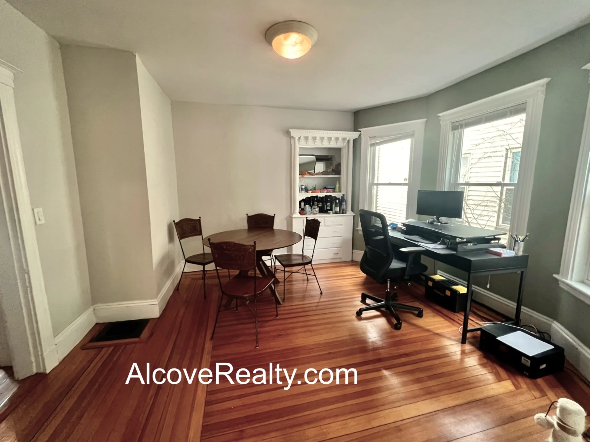 3 bed, 1.5 bath apartment for rent at 48 Gold Star Rd Unit 1, North Cambridge — photo 3 of 14