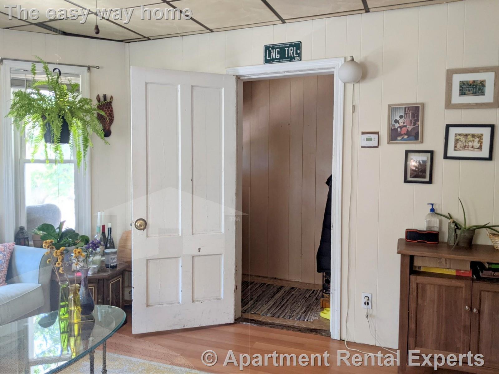 3 bed, 1 bath apartment for rent at 48 Gorham St Unit 1, Davis Square — photo 2 of 22