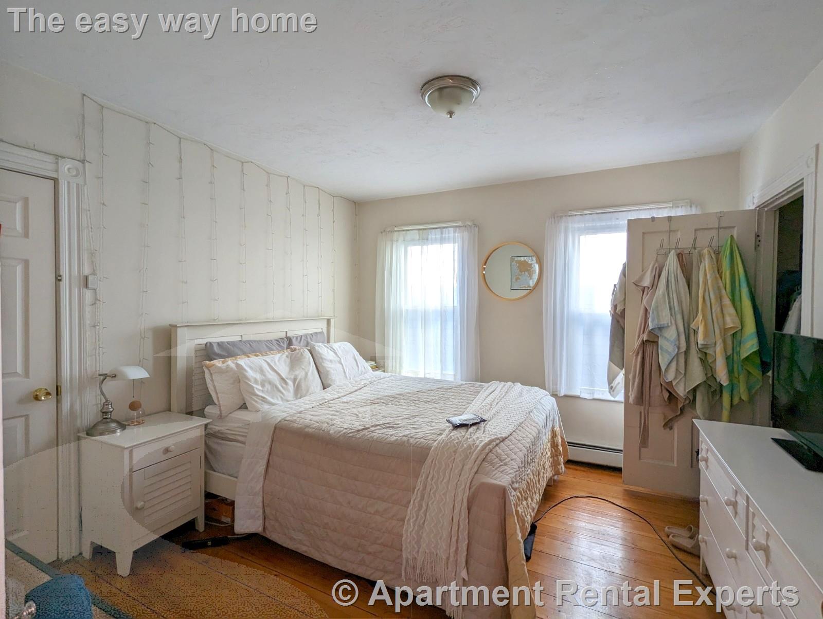 3 bed, 1 bath apartment for rent at 48 Gorham St Unit 2, Davis Square — photo 14 of 17
