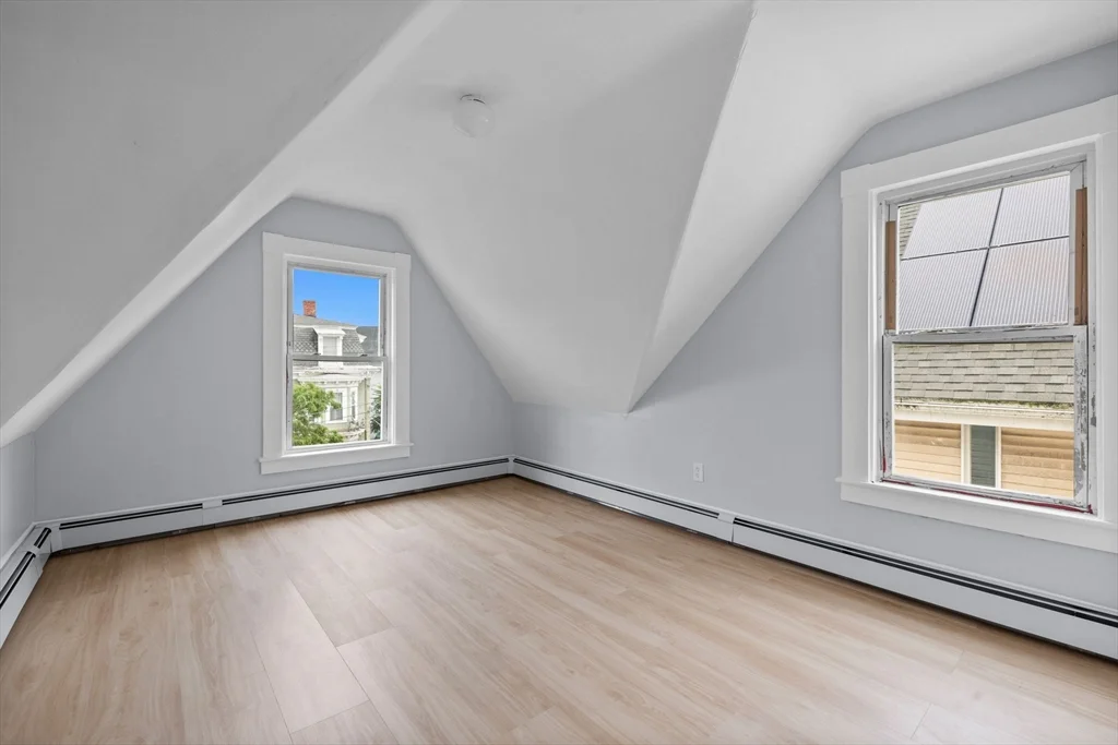 3 bed, 1 bath apartment for rent at 48 Hamilton Ave Unit 3, Lynn — photo 7 of 19