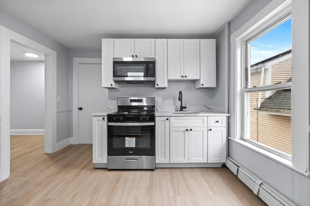 3 bed, 1 bath apartment for rent at 48 Hamilton Ave Unit 3, Lynn