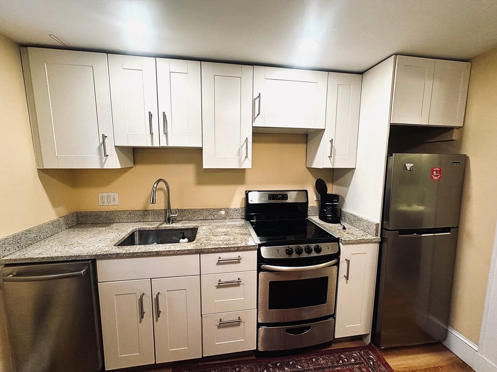 1 bed, 1 bath apartment for rent at 48 Hancock Unit G, East Watertown — photo 19 of 25