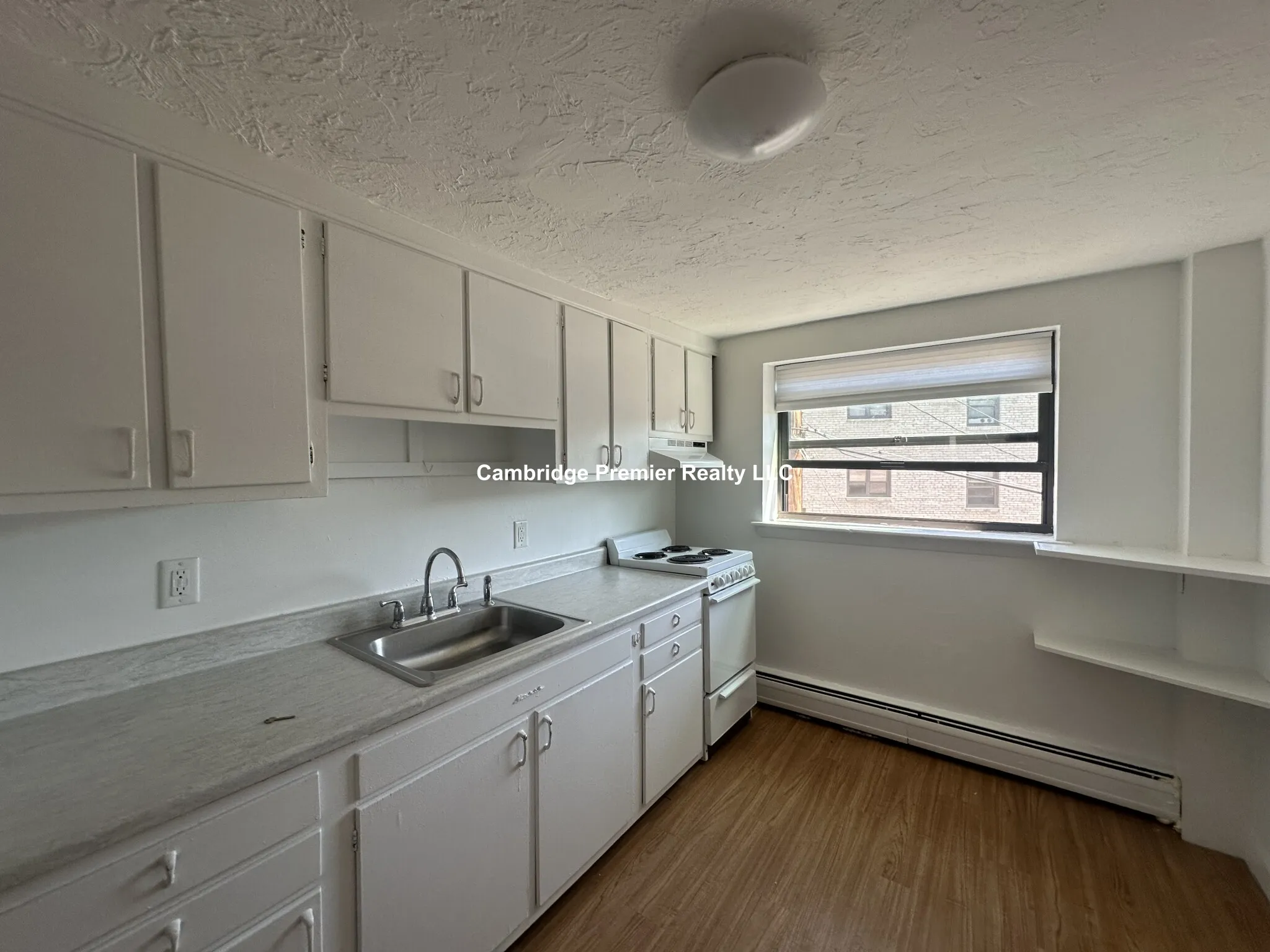 1 bed, 1 bath apartment for rent at 48 Harvard Ave Unit 4, Harvard Avenue — photo 6 of 13