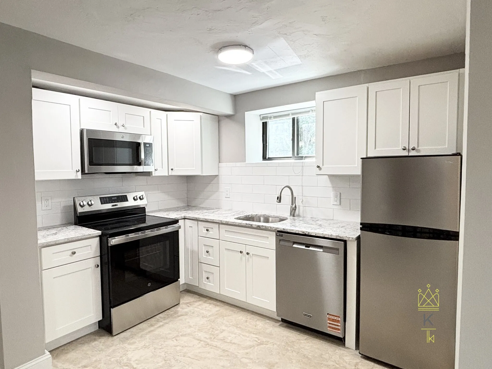 1 bed, 1 bath apartment for rent at 48 Harvard Ave Unit B1, Harvard Avenue — photo 1 of 6