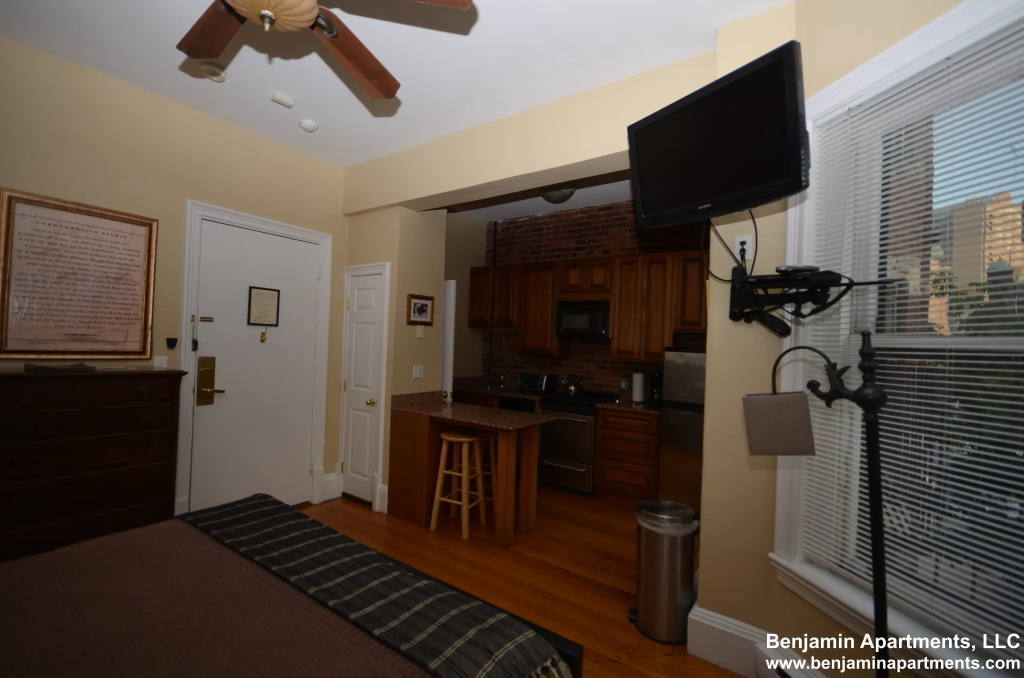 Studio bed, 1 bath apartment for rent at 48 Hereford St Unit 1, Back Bay — photo 5 of 7