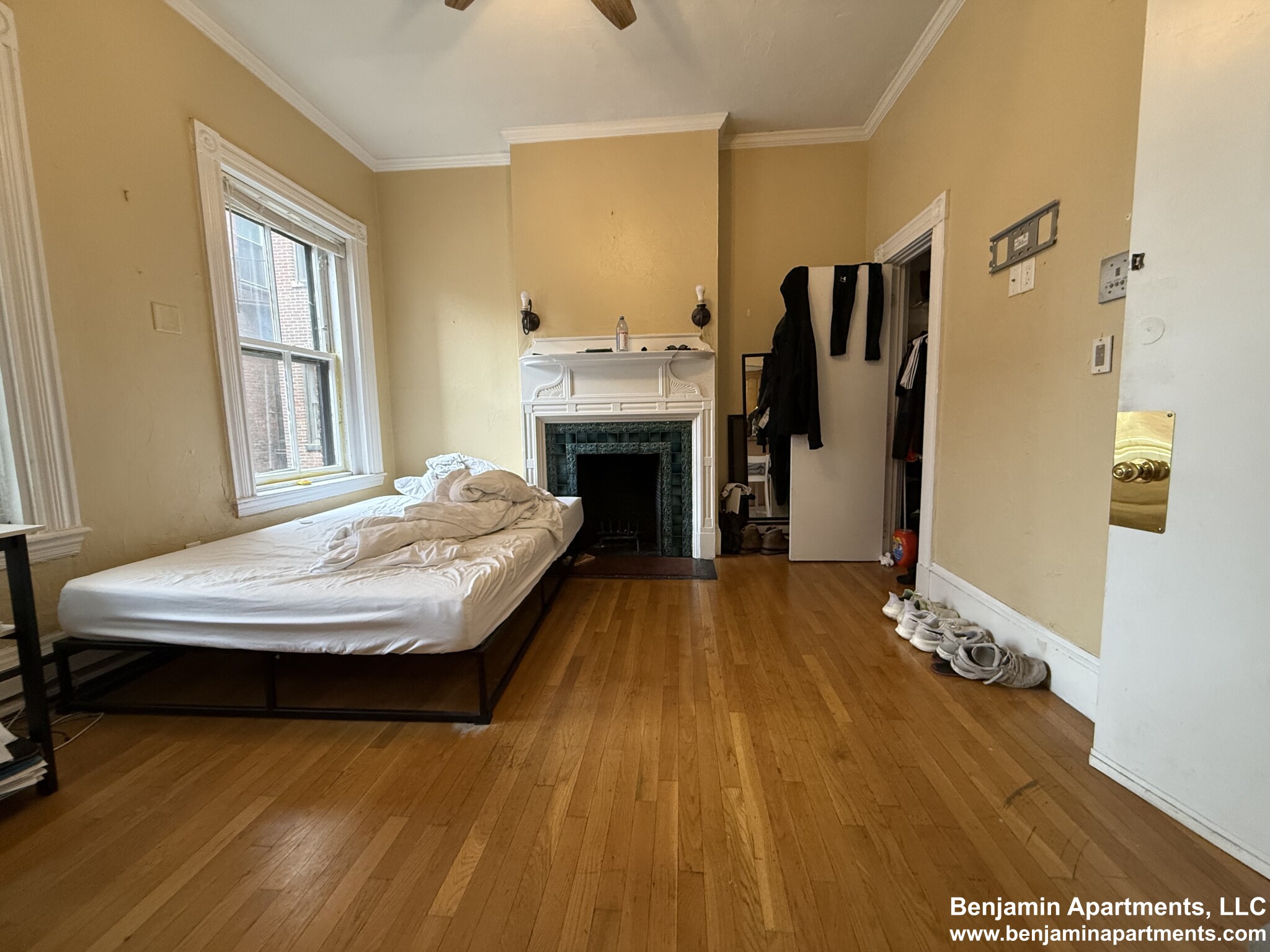 Studio bed, 1 bath apartment for rent at 48 Hereford St Unit 2E, Back Bay — photo 4 of 12