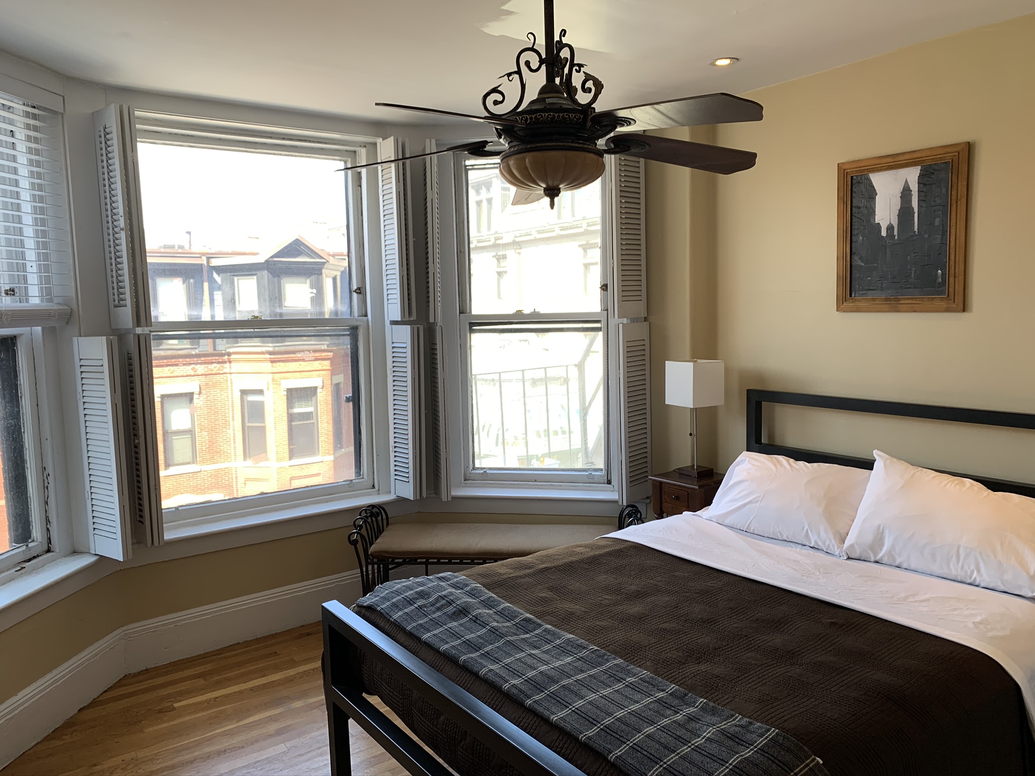 Studio bed, 1 bath apartment for rent at 48 Hereford St Unit 3, Back Bay — photo 2 of 7