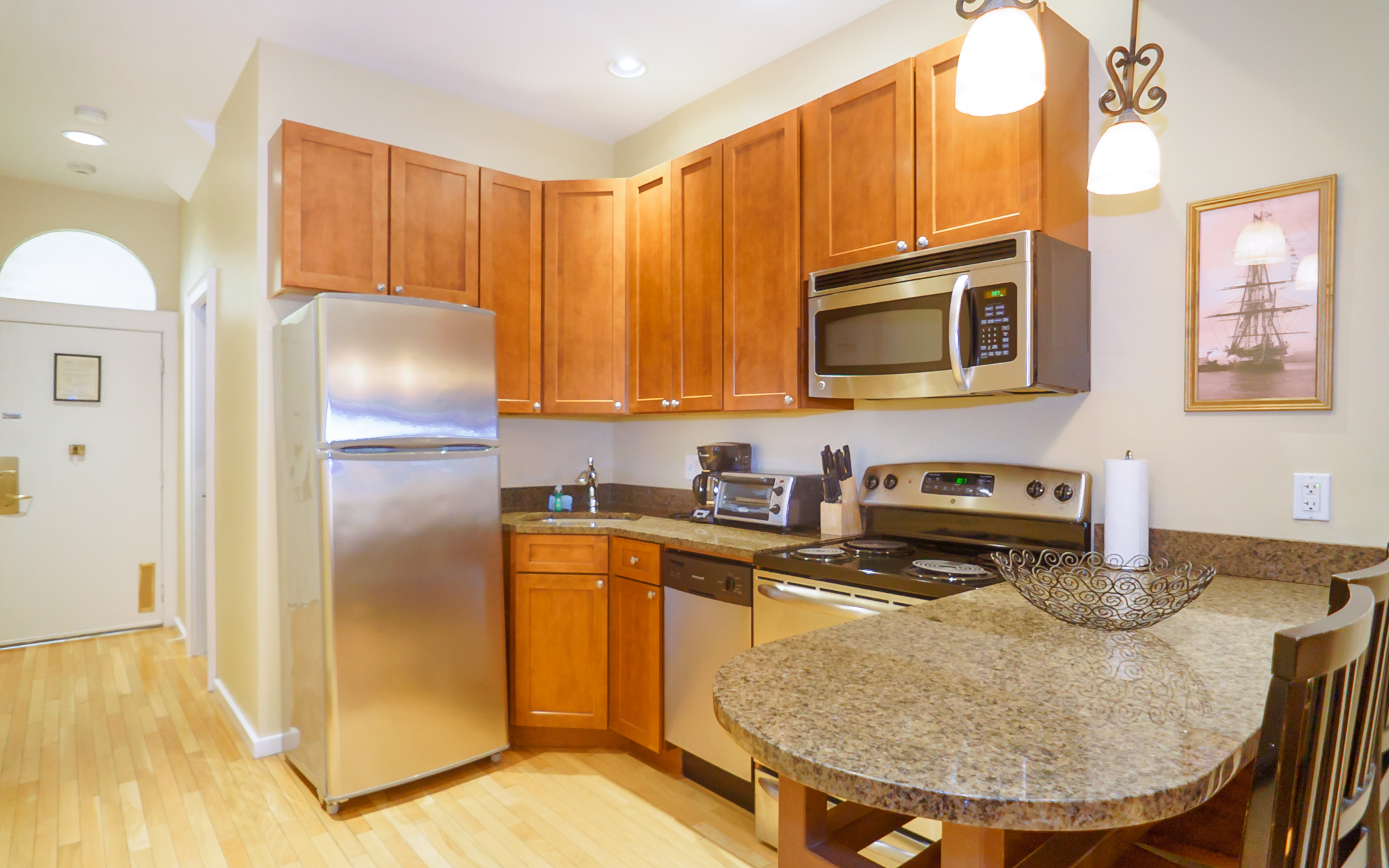 2 bed, 1 bath apartment for rent at 48 Hereford St Unit A, Back Bay — photo 4 of 18