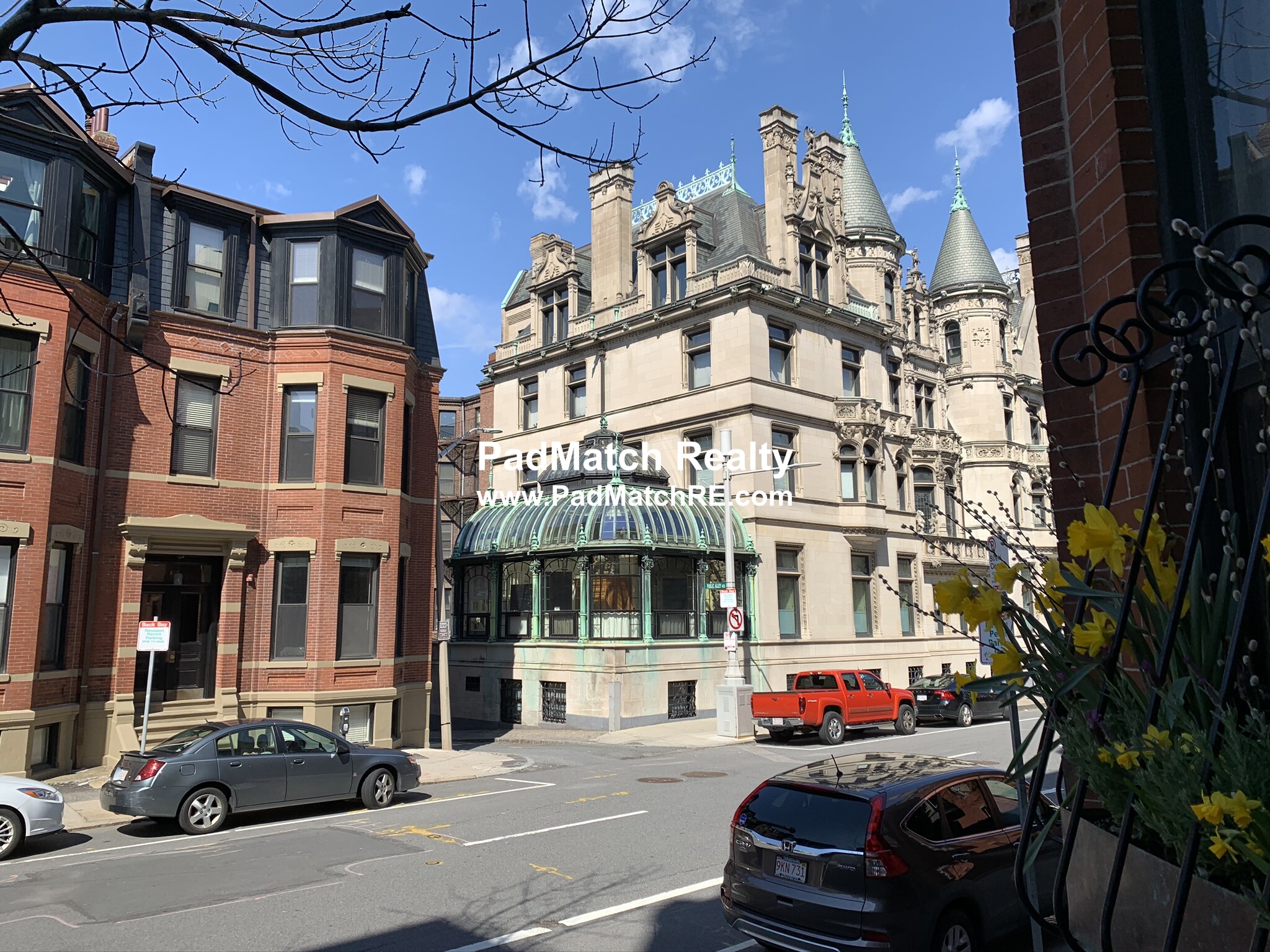 2 bed, 1 bath apartment for rent at 48 Hereford St Unit A, Back Bay — photo 2 of 18