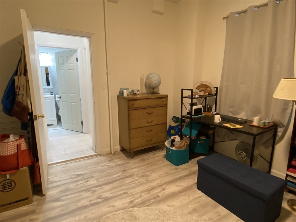 Studio bed, 1 bath apartment for rent at 48 Highland Ave Unit 2, Prospect Hill — photo 4 of 5