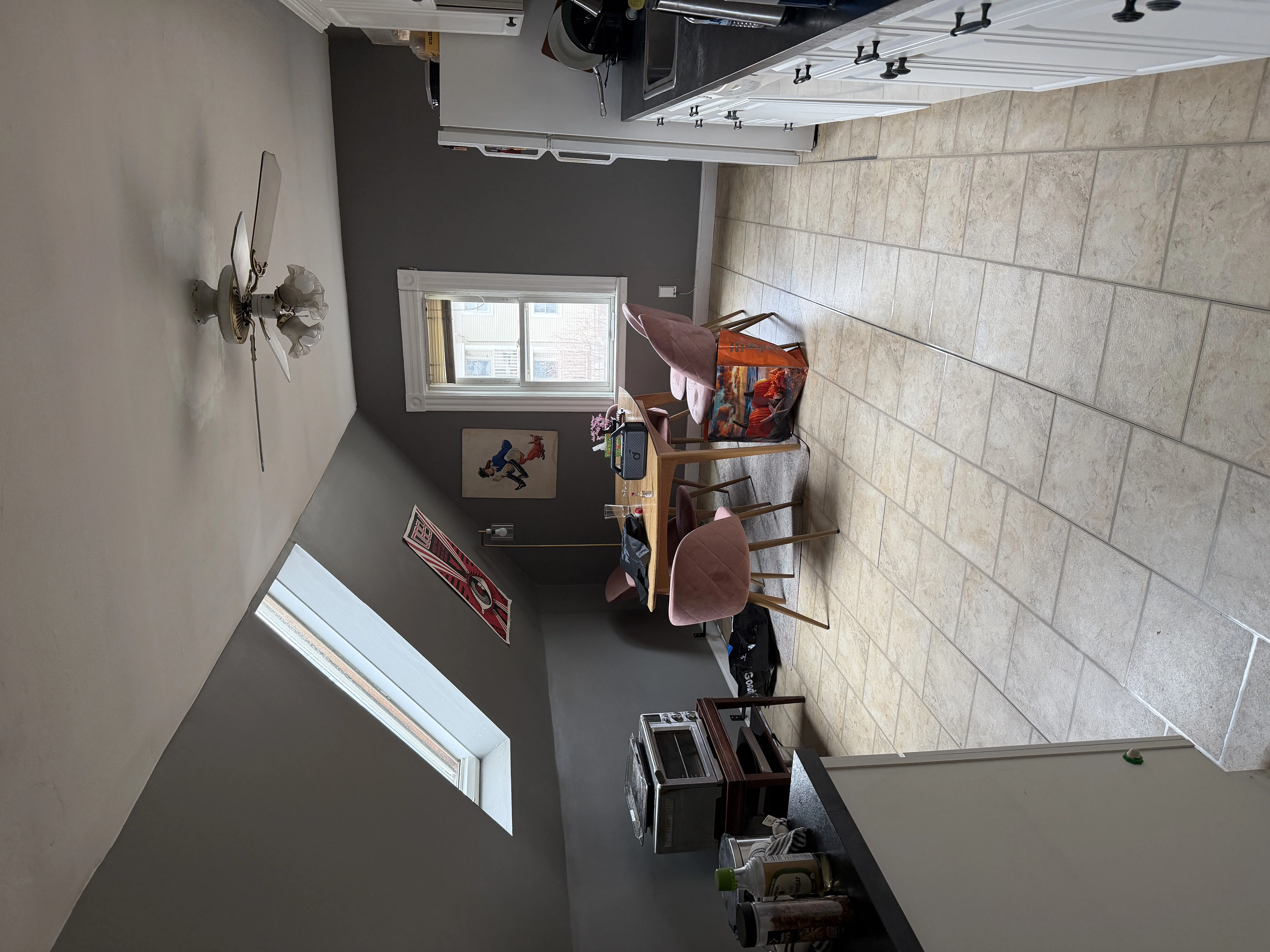 1 bed, 1 bath apartment for rent at 48 Hillside St Unit 3, Mission Hill