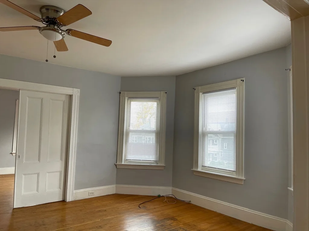 3 bed, 1 bath apartment for rent at 48 Hodge Ave Unit 2nd, Taunton — photo 2 of 11