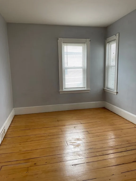 3 bed, 1 bath apartment for rent at 48 Hodge Ave Unit 2nd, Taunton — photo 5 of 11