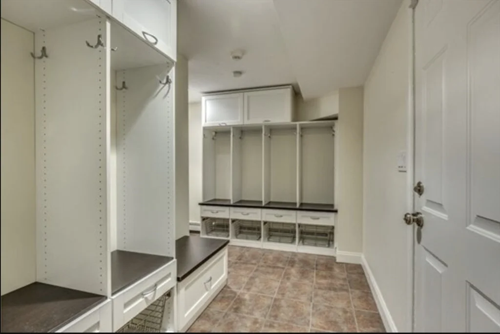 4 bed, 3 bath apartment for rent at 48 Homsy Ln, Needham — photo 9 of 16