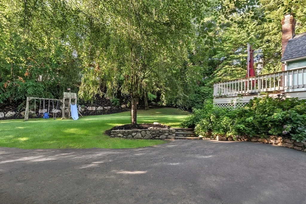 4 bed, 3 bath apartment for rent at 48 Homsy Ln, Needham — photo 11 of 16