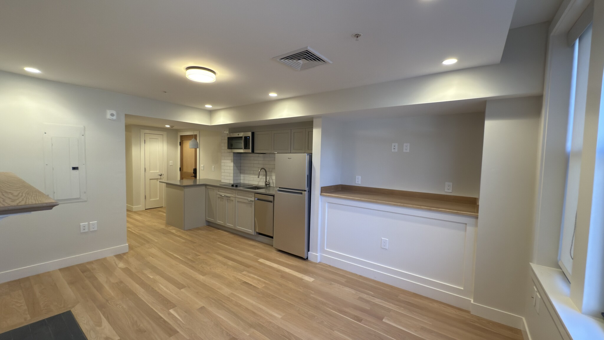 1 bed, 1 bath apartment for rent at 48 Jfk Unit 1D, Harvard Square — photo 9 of 15