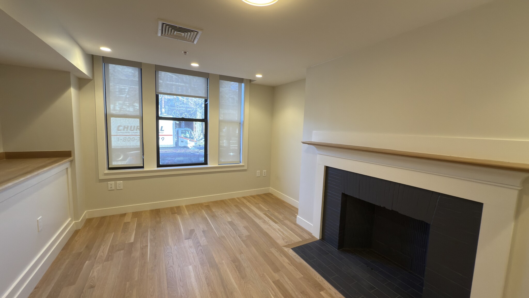 1 bed, 1 bath apartment for rent at 48 John F Kennedy St Unit 1D, Riverside — photo 7 of 15