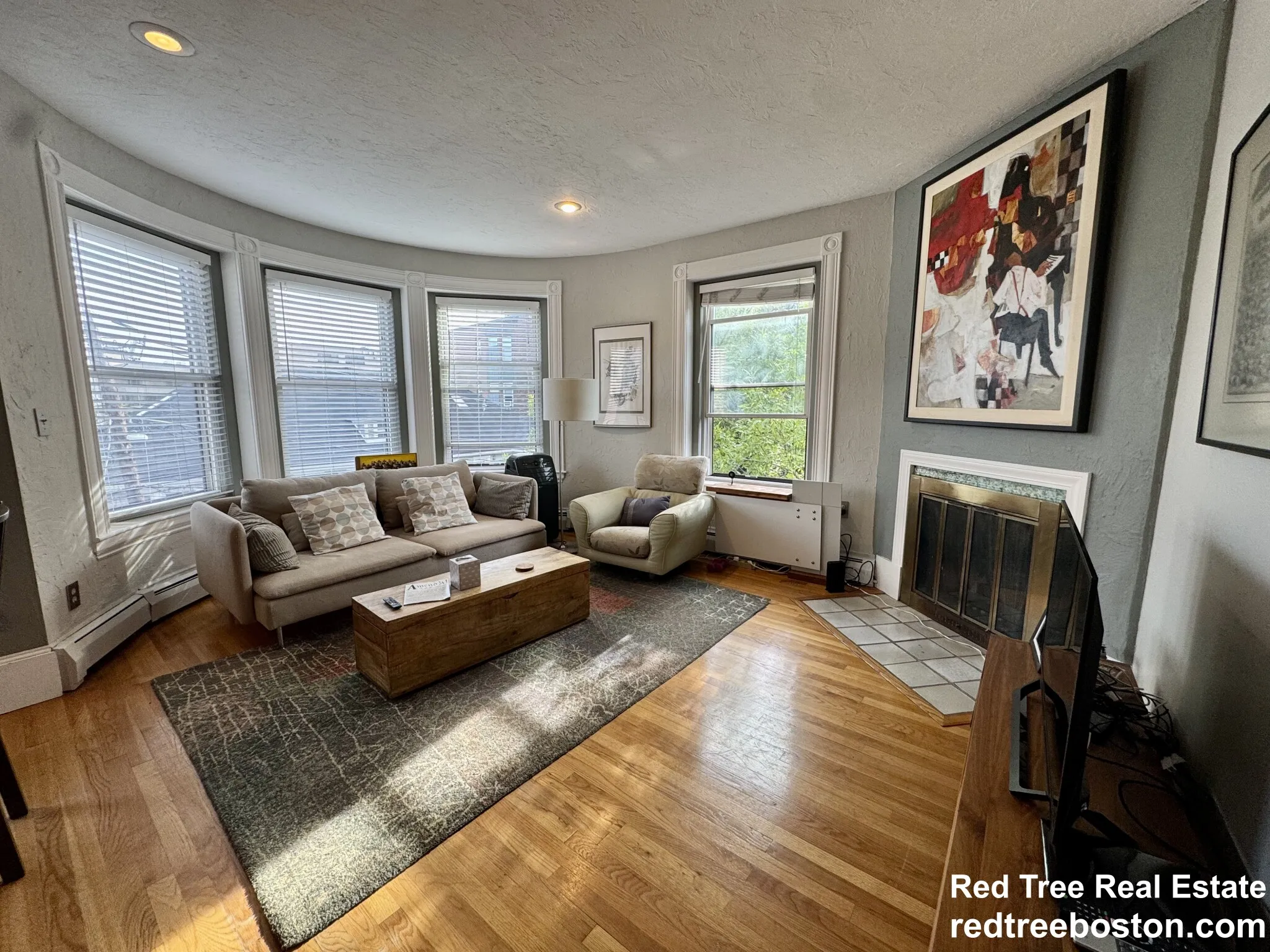 3 bed, 2 bath apartment for rent at 48 Kent St Unit 5, Brookline Village