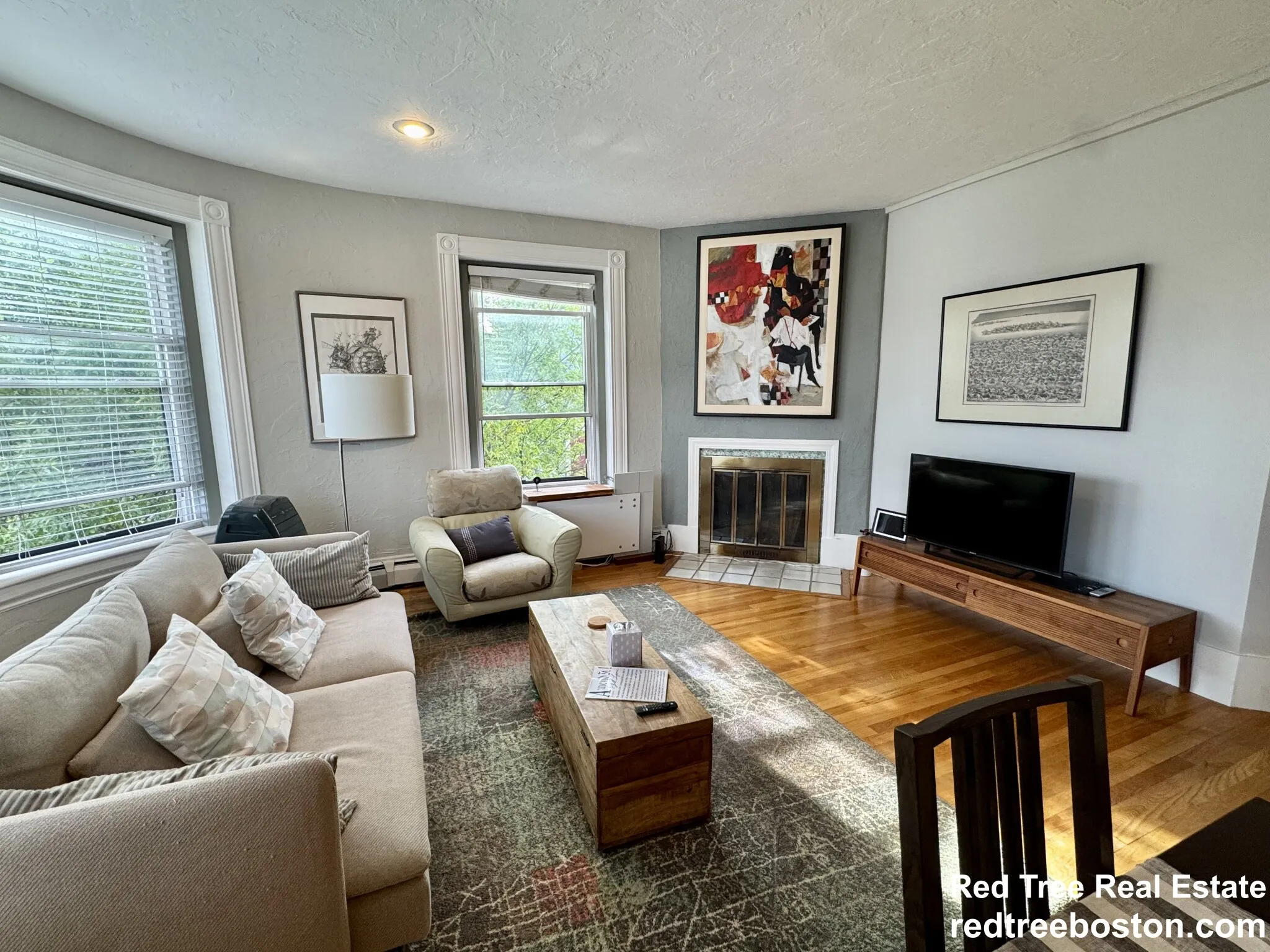3 bed, 2 bath apartment for rent at 48 Kent St Unit 5, Brookline Village — photo 2 of 19