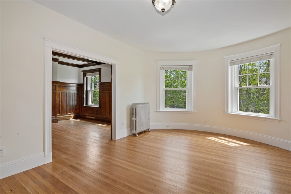 3 bed, 1.5 bath apartment for rent at 48 Kilsyth Rd Unit 3, Salisbury Road - Corey Farm — photo 7 of 35