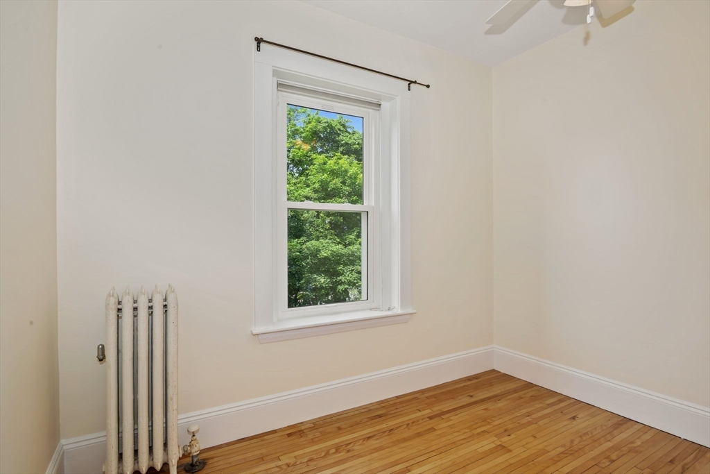 3 bed, 1.5 bath apartment for rent at 48 Kilsyth Rd Unit 3, Salisbury Road - Corey Farm — photo 26 of 35