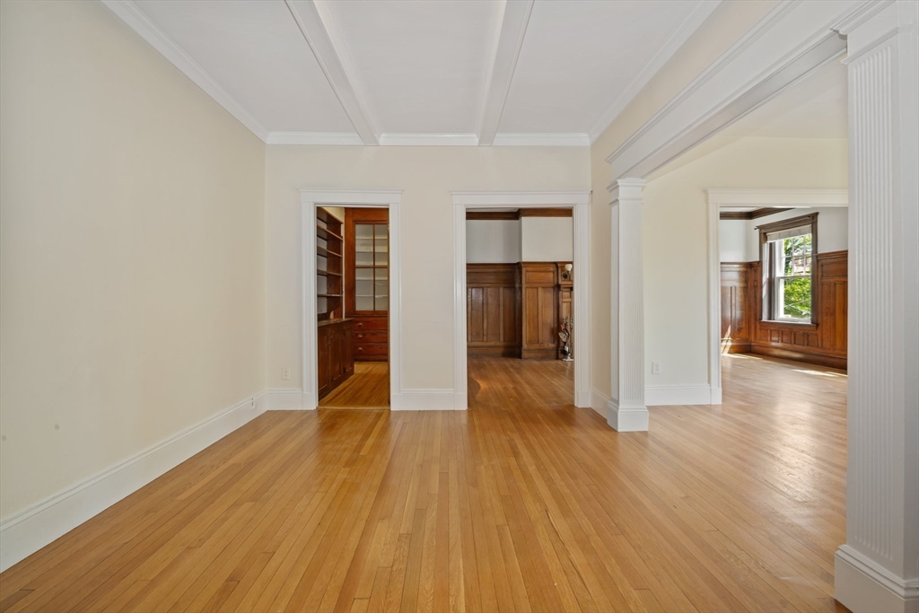 3 bed, 1.5 bath apartment for rent at 48 Kilsyth Rd Unit 3, Salisbury Road - Corey Farm — photo 2 of 35