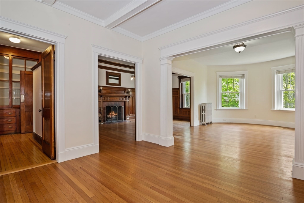 3 bed, 1.5 bath apartment for rent at 48 Kilsyth Rd Unit 3, Salisbury Road - Corey Farm — photo 5 of 35