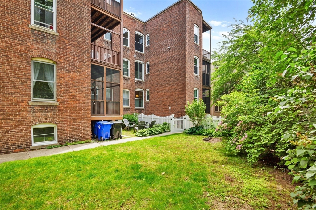 3 bed, 1.5 bath apartment for rent at 48 Kilsyth Rd Unit 3, Salisbury Road - Corey Farm — photo 32 of 35