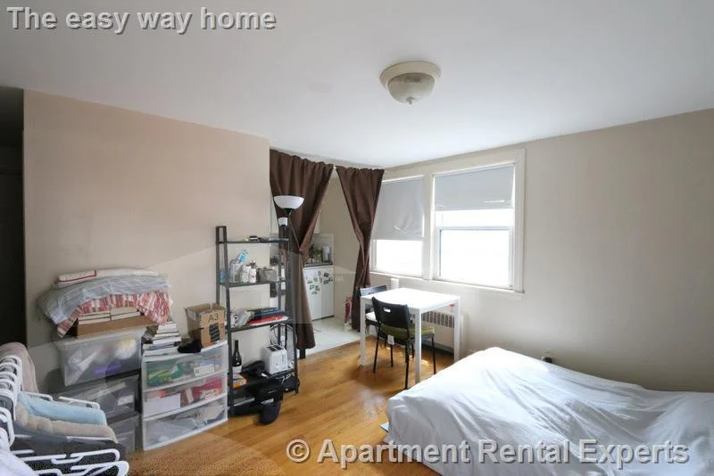 Studio bed, 1 bath apartment for rent at 48 Kirkland St Unit 4, Harvard Square — photo 7 of 11
