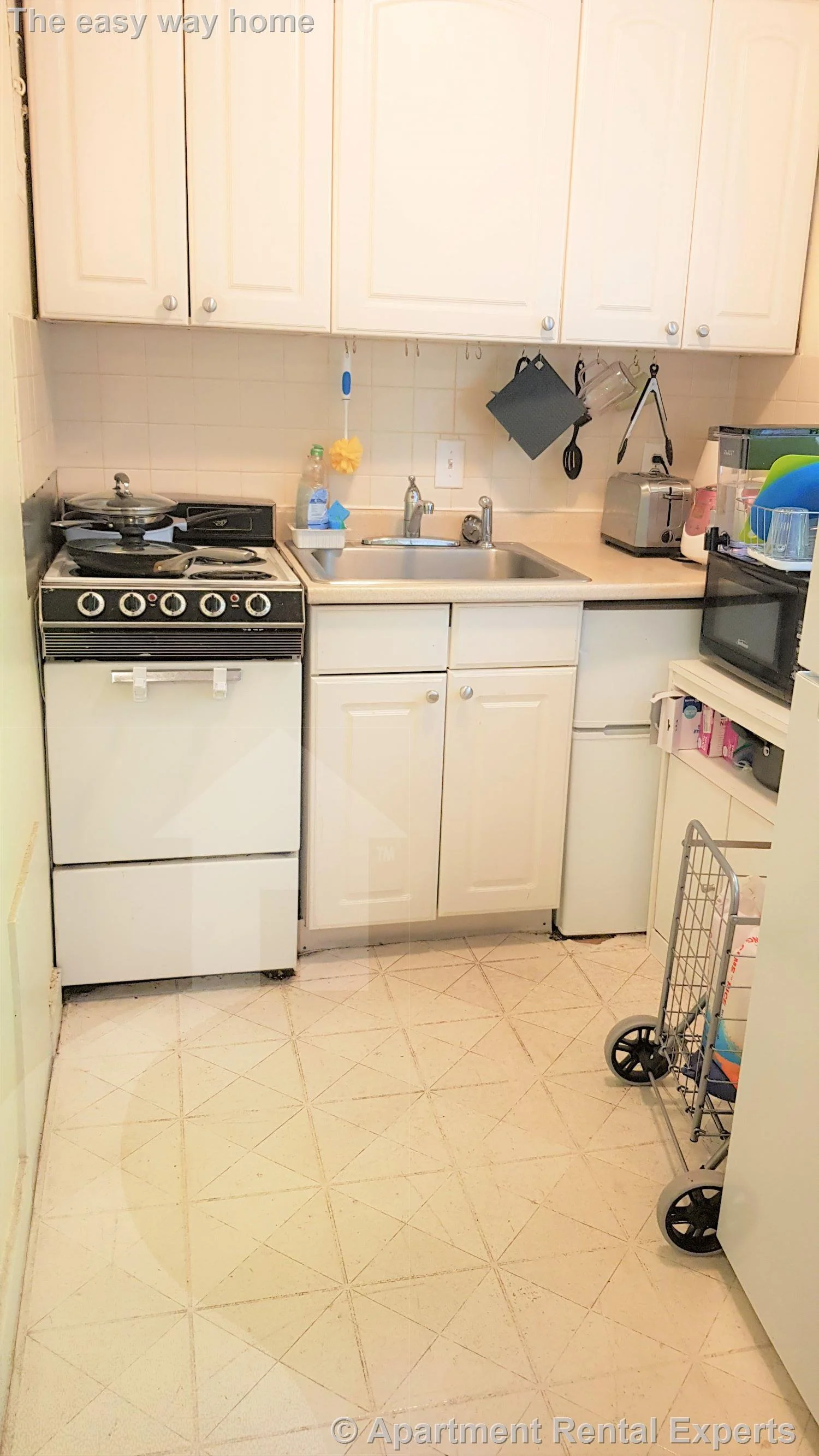 Studio bed, 1 bath apartment for rent at 48 Kirkland St Unit 5, Harvard Square — photo 4 of 6