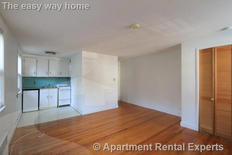 Studio bed, 1 bath apartment for rent at 48 Kirkland St Unit 6, Harvard Square — photo 1 of 10