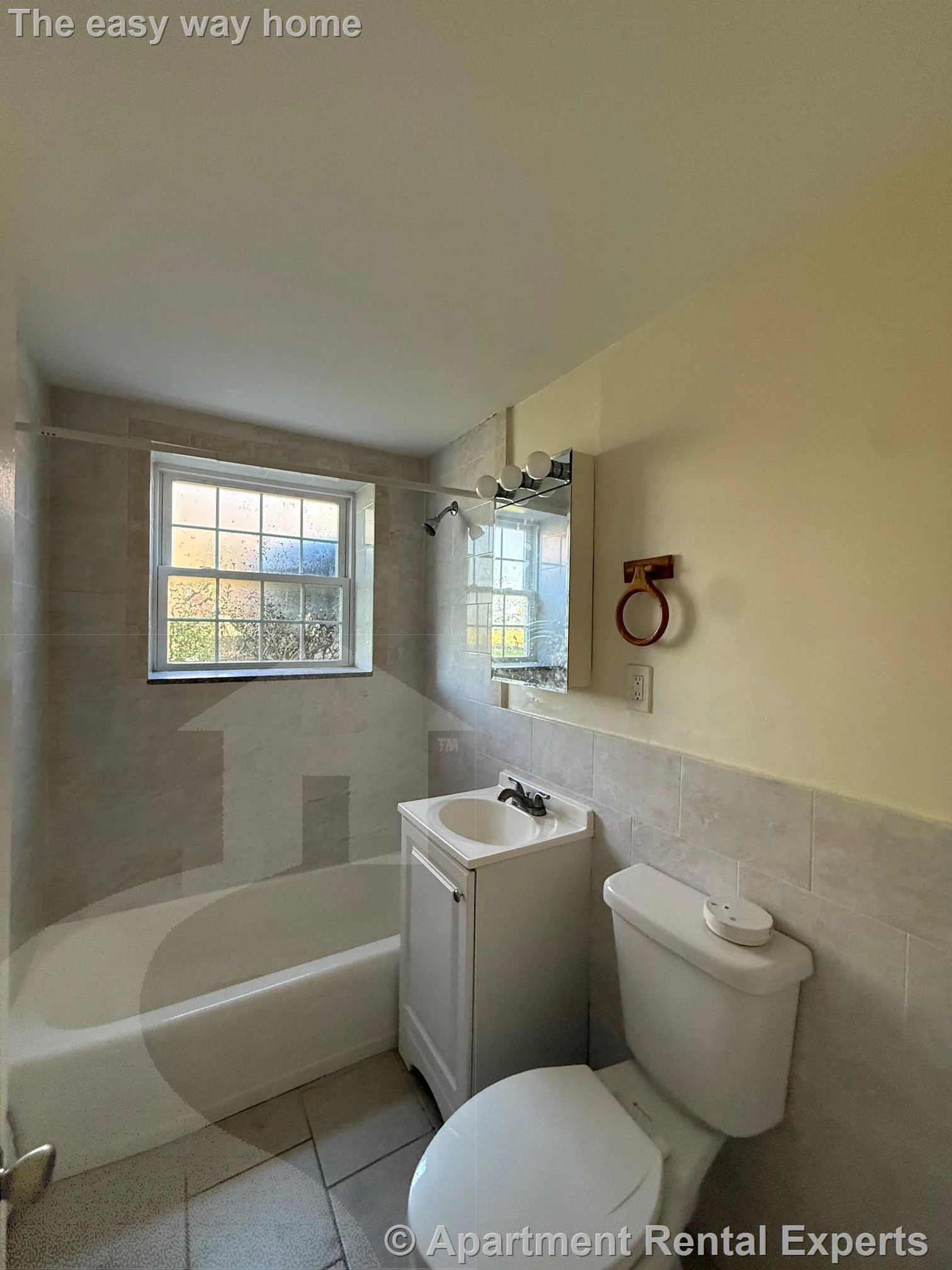 1 bed, 1 bath apartment for rent at 48 Lake Ave Unit Tufts 1, Woburn — photo 4 of 4