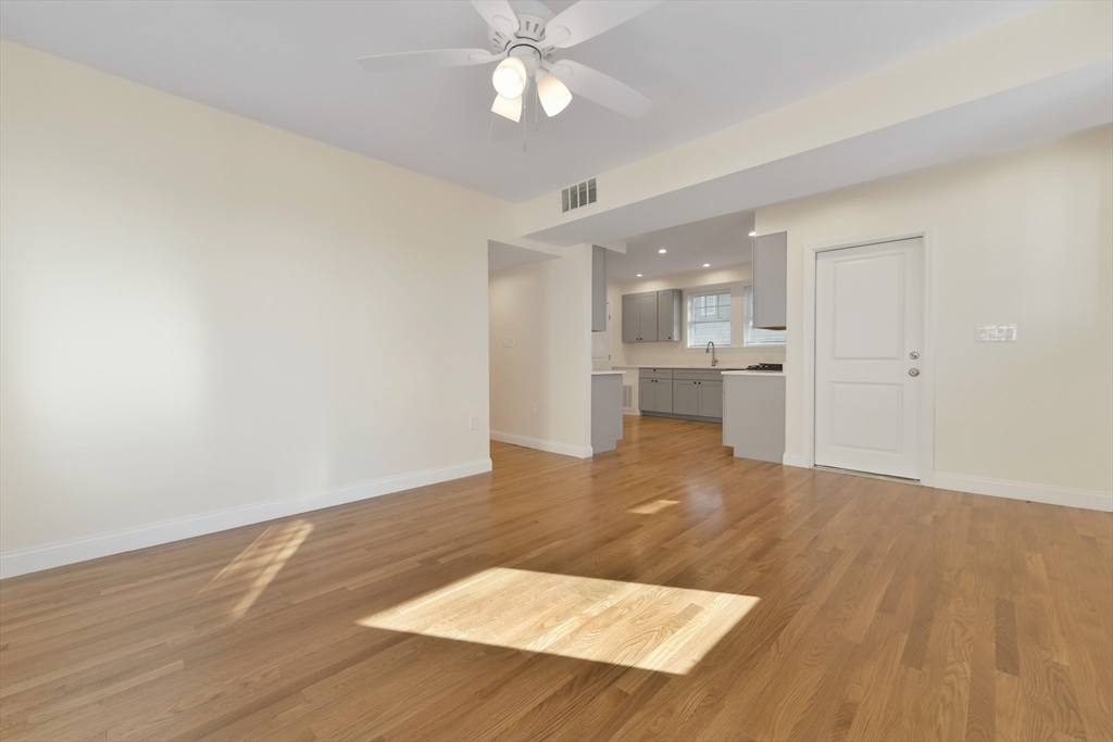 3 bed, 2 bath apartment for rent at 48 Manthorne Rd Unit 1, Roxbury — photo 22 of 30