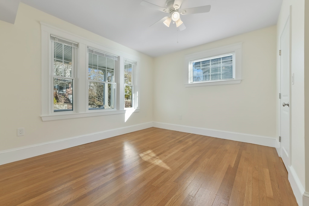 3 bed, 2 bath apartment for rent at 48 Manthorne Rd Unit 1, Roxbury — photo 15 of 30