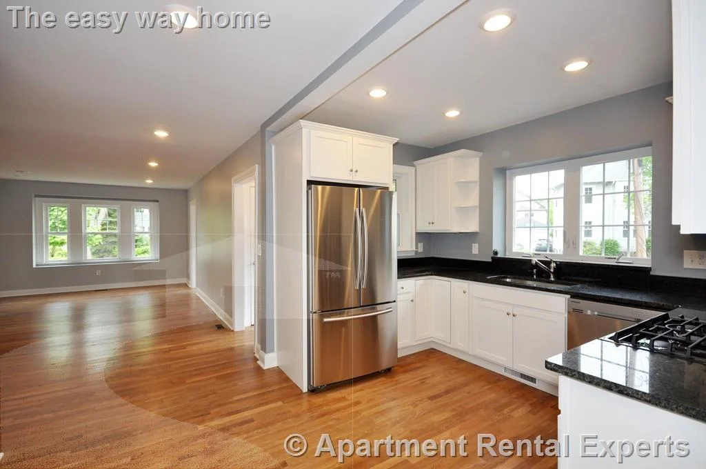 3 bed, 2 bath apartment for rent at 48 Maynard St Unit 1, Arlington Center — photo 13 of 20