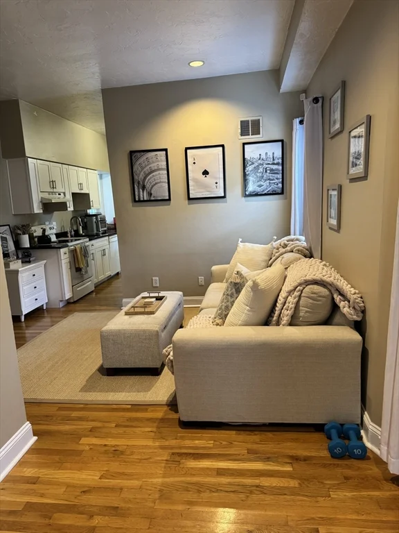 2 bed, 1 bath apartment for rent at 48 Mercer St Unit 1, South Boston — photo 8 of 11