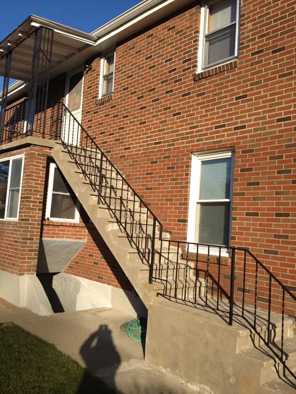 2 bed, 1 bath apartment for rent at 48 Mill St Unit 2, Natick — photo 9 of 9