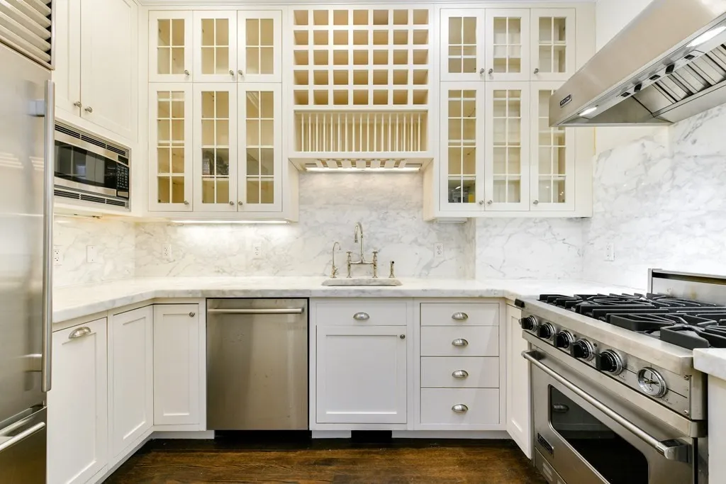 7 bed, 4+ bath apartment for rent at 48 Mount Vernon St Unit 0, Beacon Hill — photo 11 of 31