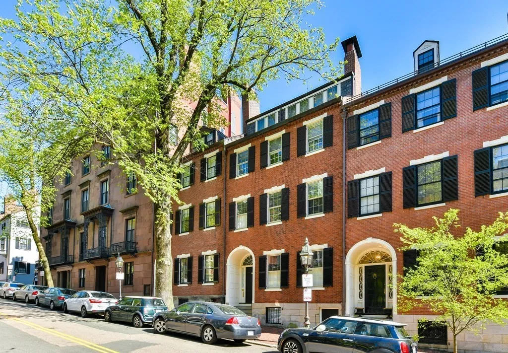 7 bed, 4+ bath apartment for rent at 48 Mount Vernon St Unit 0, Beacon Hill — photo 29 of 31