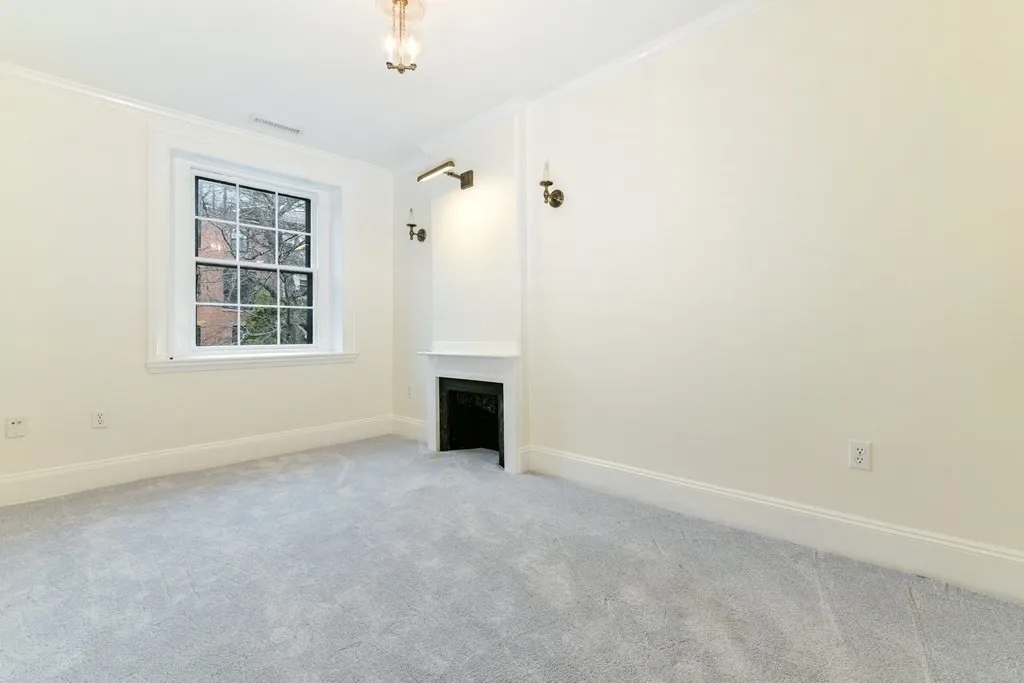 7 bed, 4+ bath apartment for rent at 48 Mount Vernon St Unit 0, Beacon Hill — photo 19 of 31