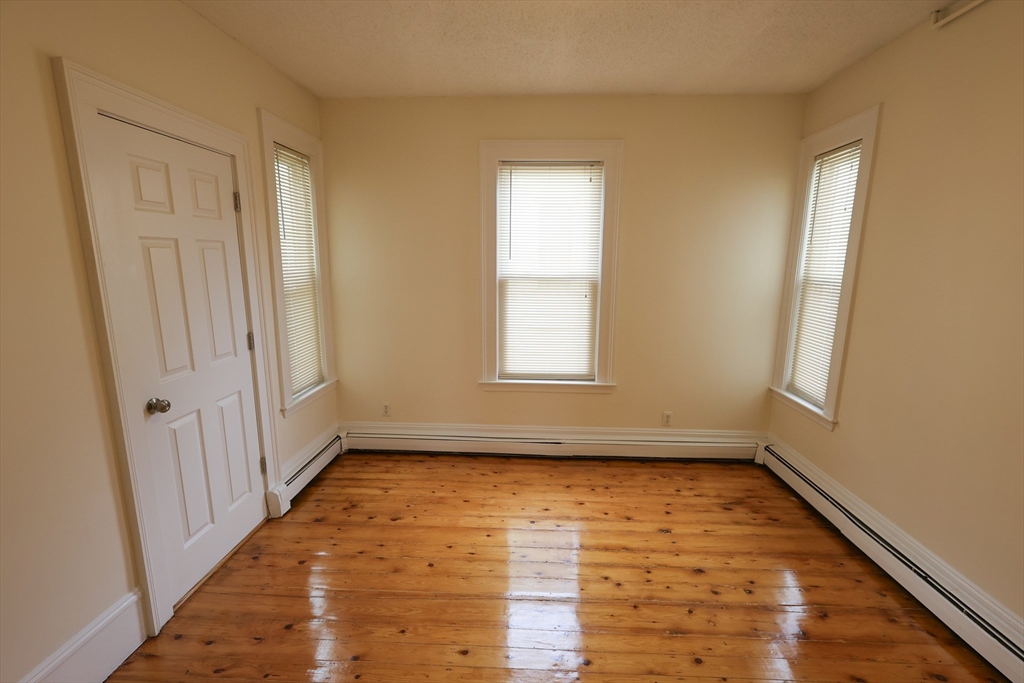 3 bed, 1 bath apartment for rent at 48 Norfolk St Unit 2, Dorchester — photo 14 of 18