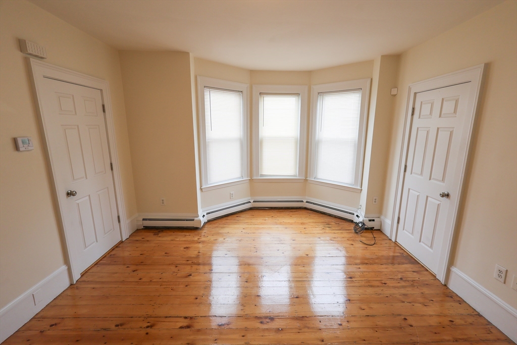 3 bed, 1 bath apartment for rent at 48 Norfolk St Unit 2, Dorchester — photo 7 of 18
