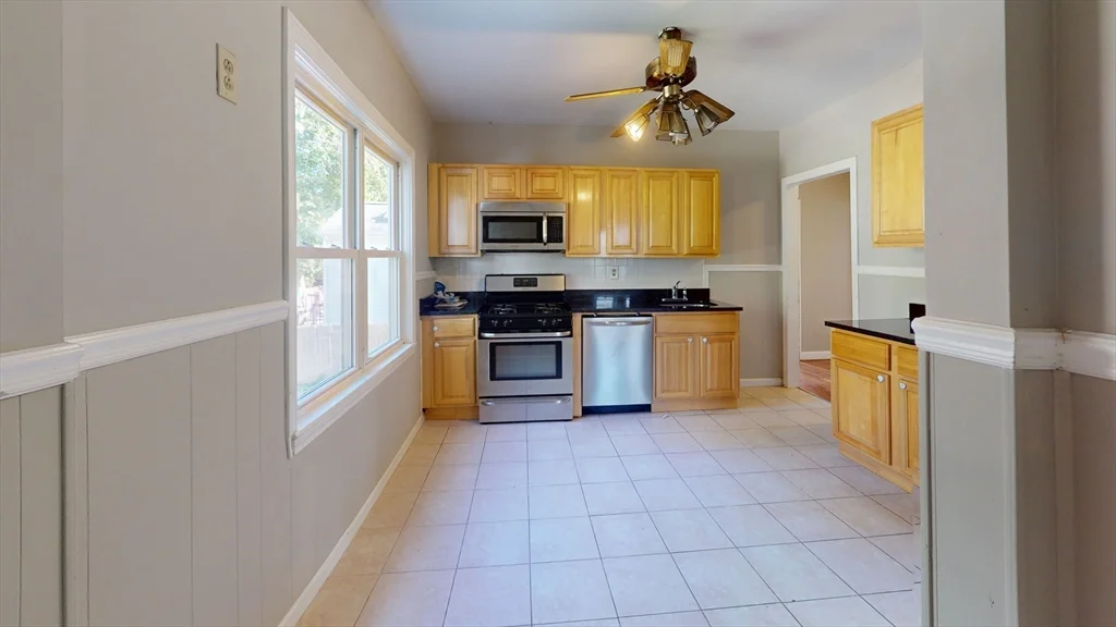 3 bed, 1 bath apartment for rent at 48 Oak St Unit 1, East Dedham